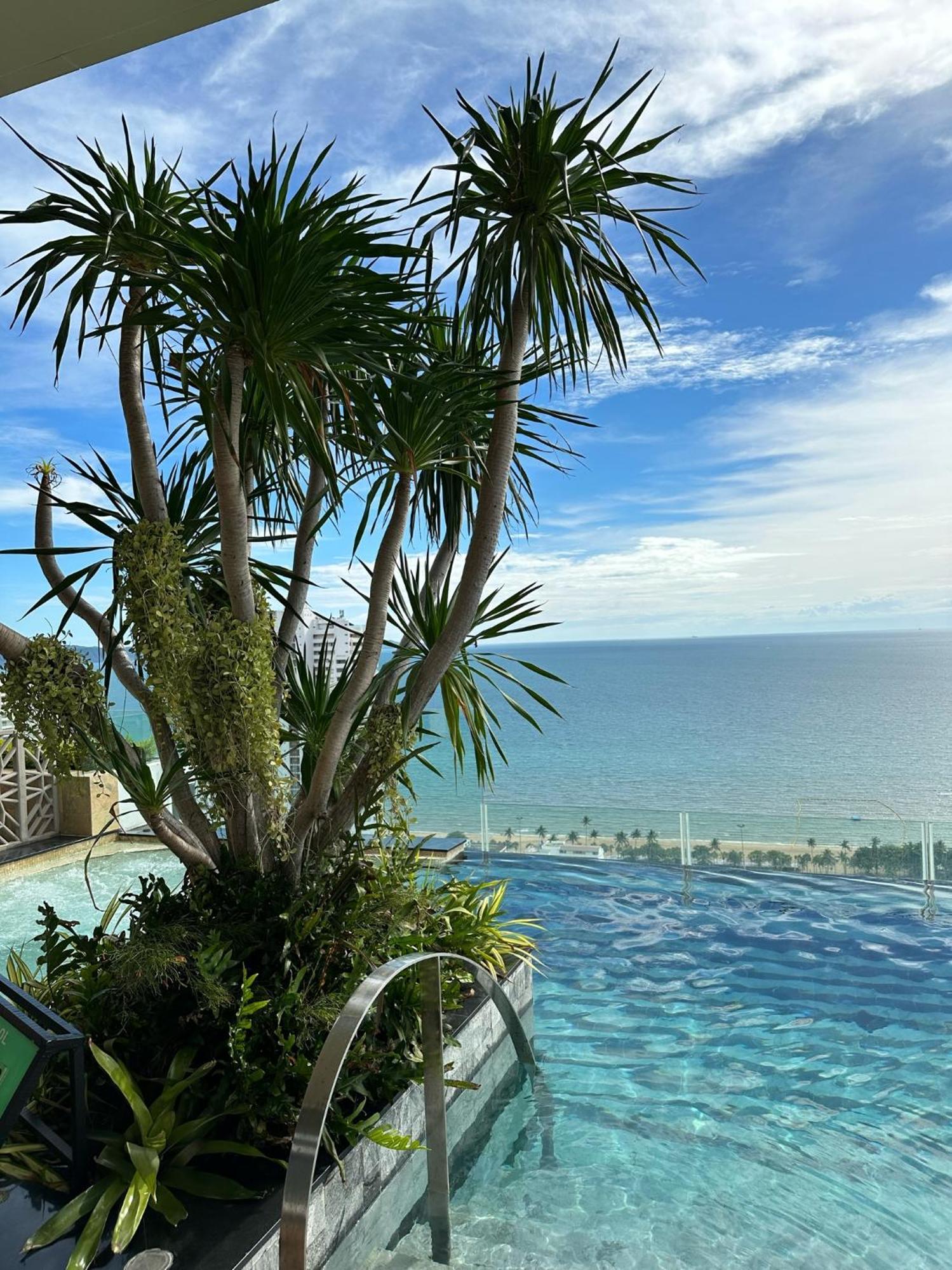 芭提雅高层海景奢华公寓the Riviera Jomtien生香家直达海滩2704 Exterior foto