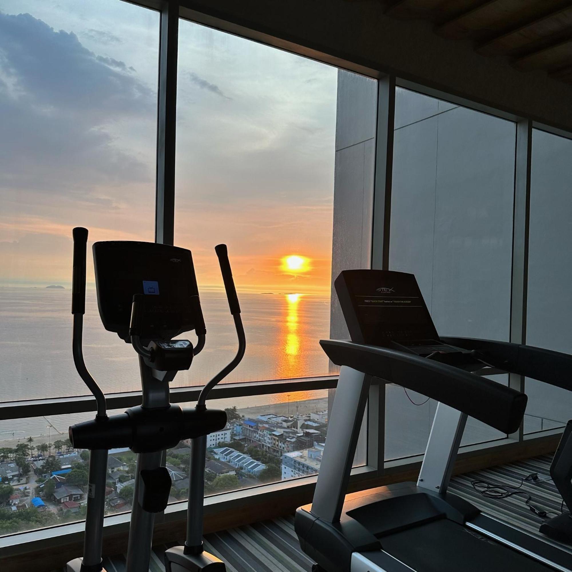 芭提雅高层海景奢华公寓the Riviera Jomtien生香家直达海滩2704 Exterior foto