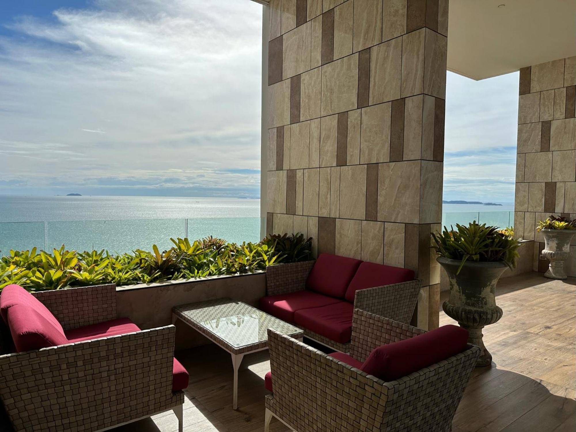 芭提雅高层海景奢华公寓the Riviera Jomtien生香家直达海滩2704 Exterior foto